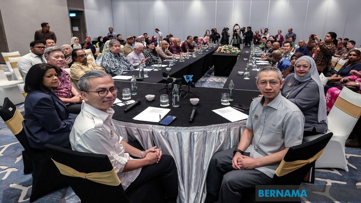 Fahmi Proposes Annual Media Retreats Tied to HAWANA Celebrations
