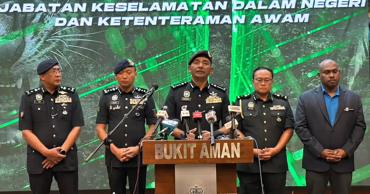 Five arrested as authorities seize RM13 million in contraband including alcohol and cigarettes