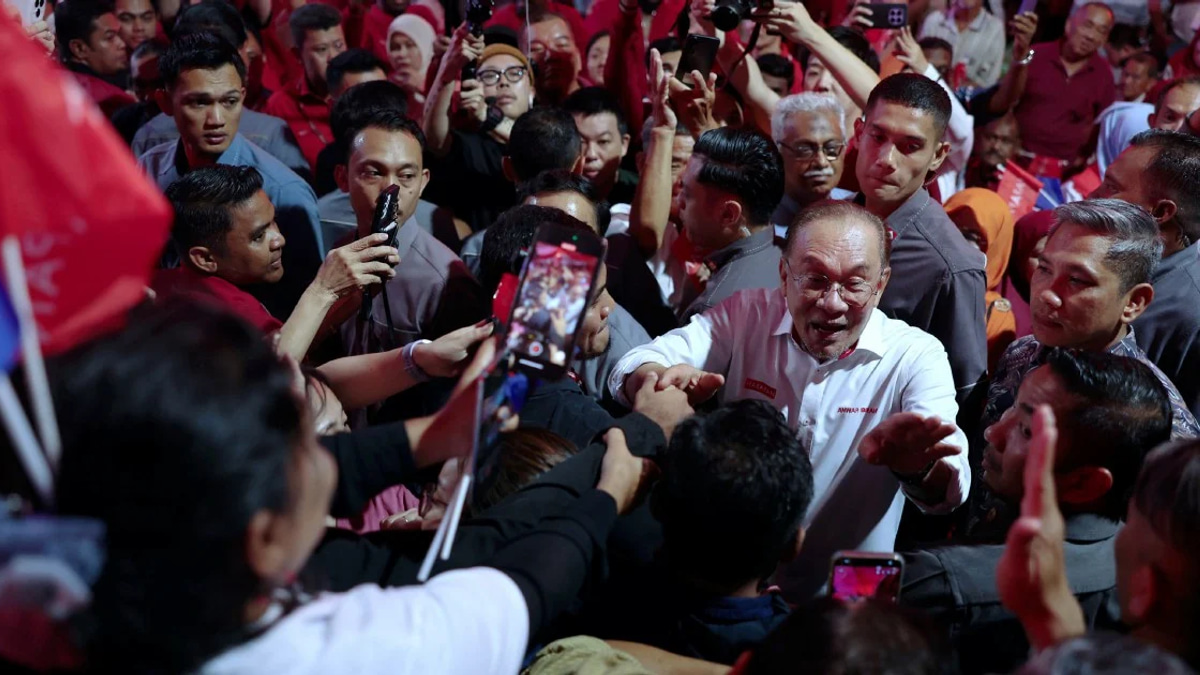 Pakatan Harapan fields full roster of 56 candidates to challenge for control of Johor