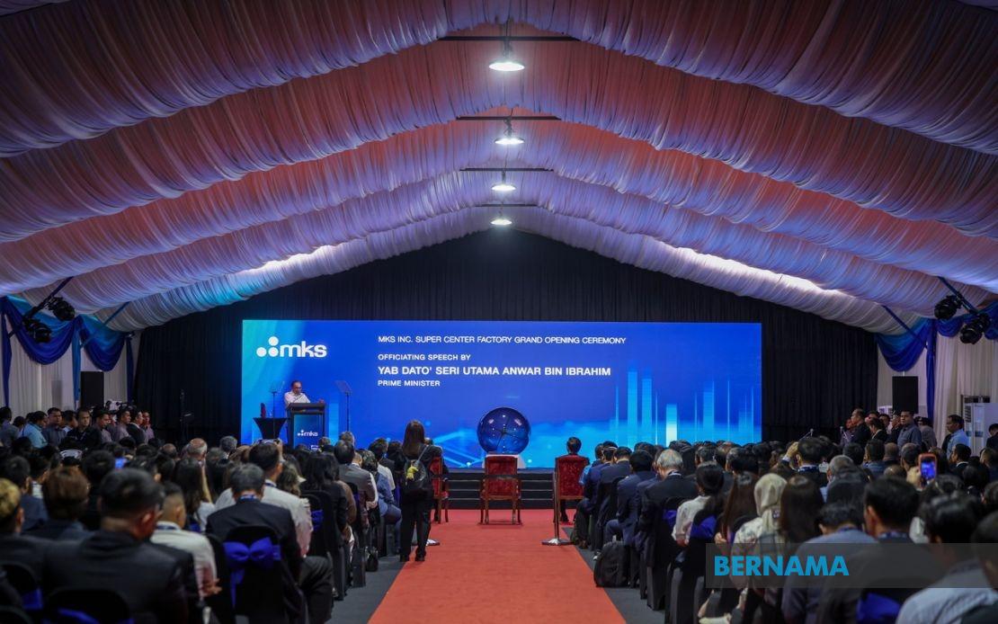 Malaysia's Non-Aligned Strategy Unlocks Economic Partnerships Across Geopolitical Divides