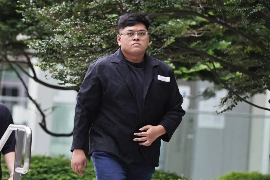 Vape Peddler Jailed 16 Months for Dangerous Escape During Singapore Drug Raid