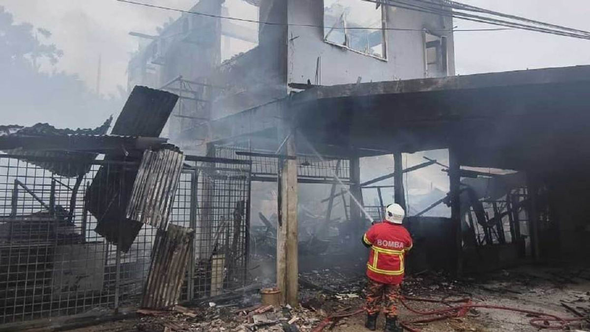 Son arrested over mother's house fire remanded for five days in Jitra
