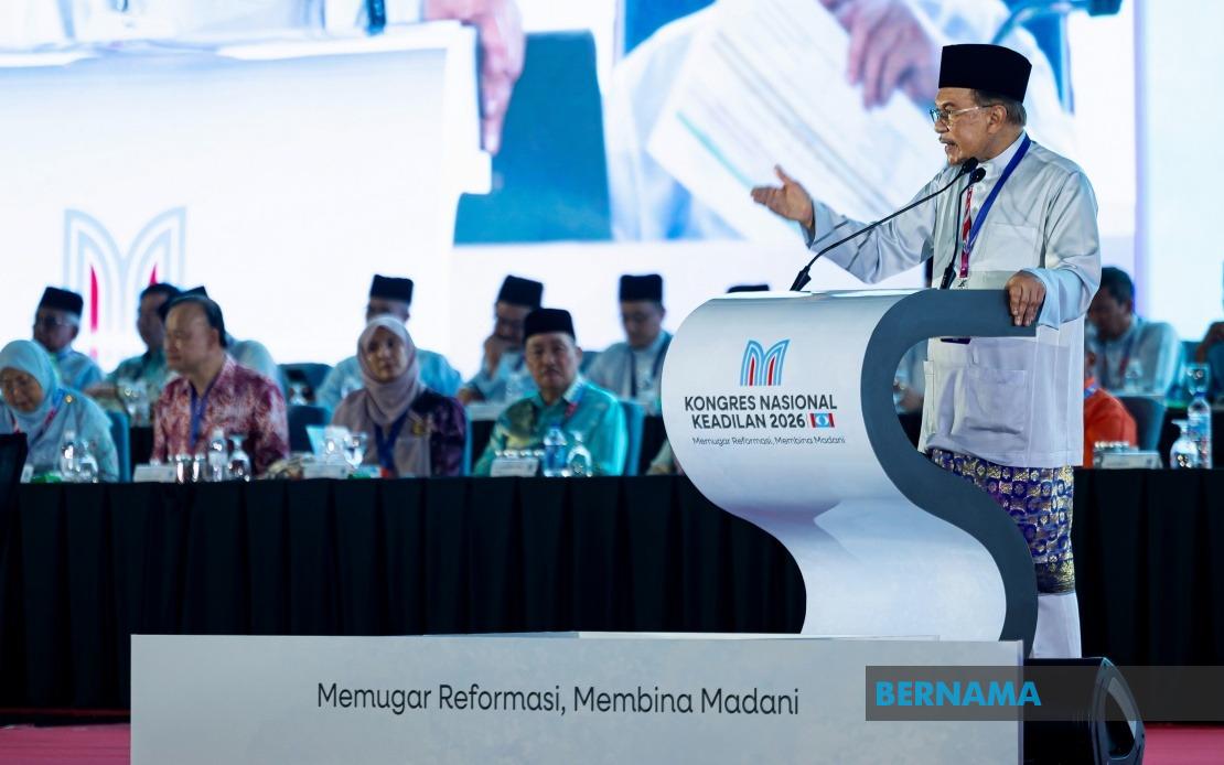 Anwar Rejects Claims of Deteriorating Ties With Zahid