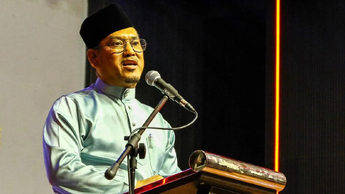 Bersatu Deputy Chief Criticises Coalition Partner for Severing Ties While Remaining in PN