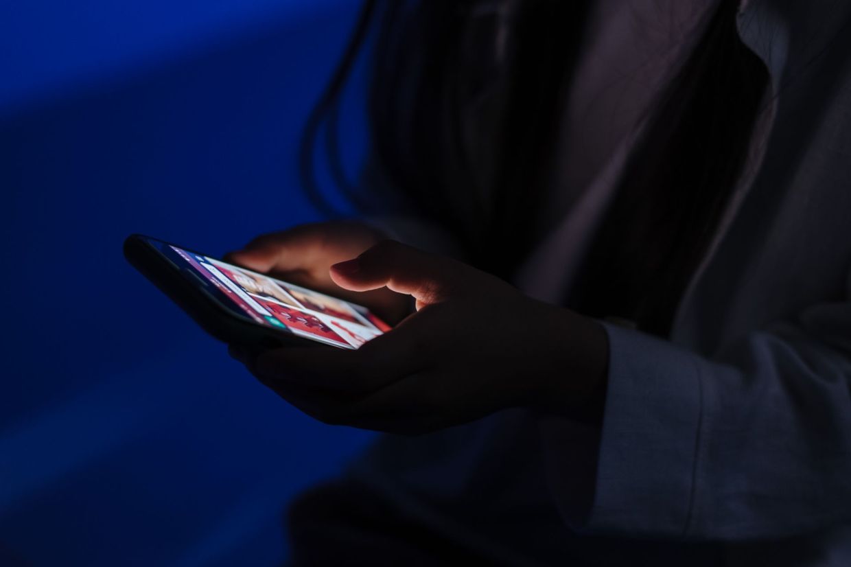 US House Advances Children's Online Safety Bill, But Senate Pushes for Tougher Tech Accountability