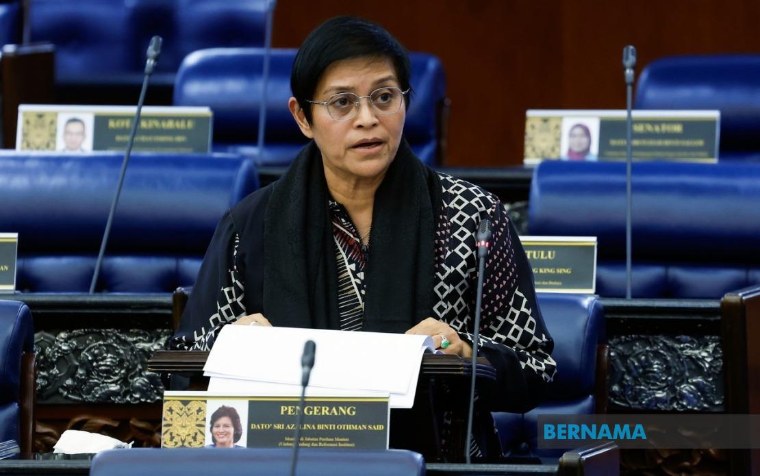 Government Open To Royal Commission Inquiry Into 'Corporate Mafia' Claims, Says Azalina