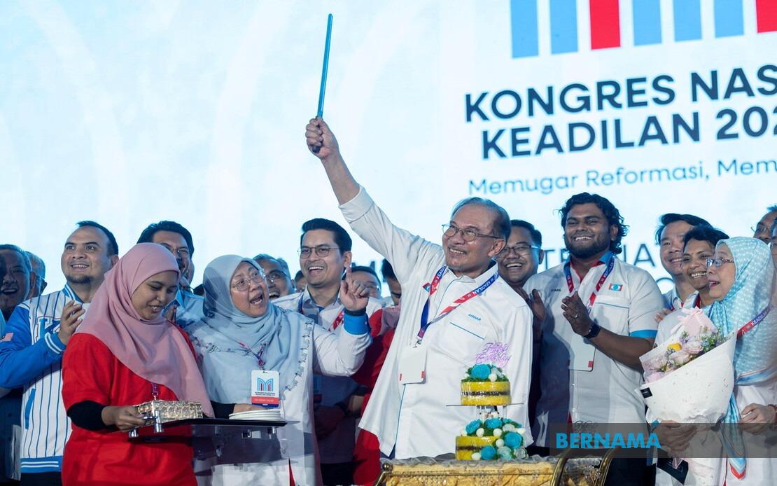 PKR Charts Course Between Stability and Reform at Melaka Congress