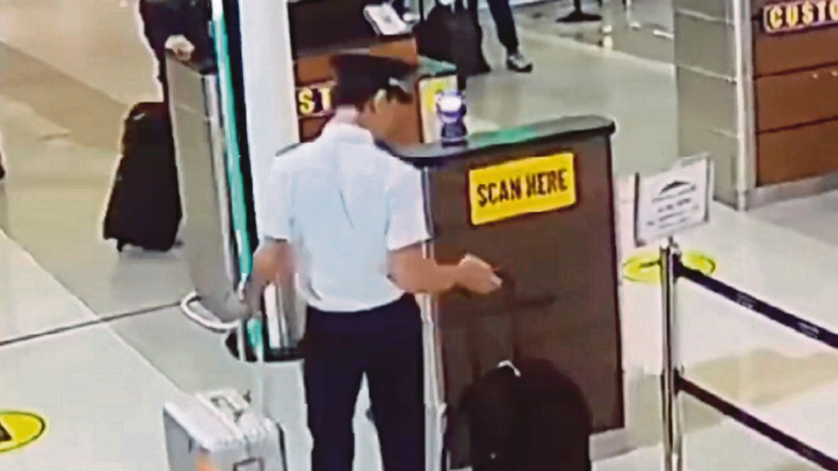 Malaysian Airlines Pilot Acted Solo in KLIA Security Breach, Says Police; Now Faces Indonesia Drug Charges