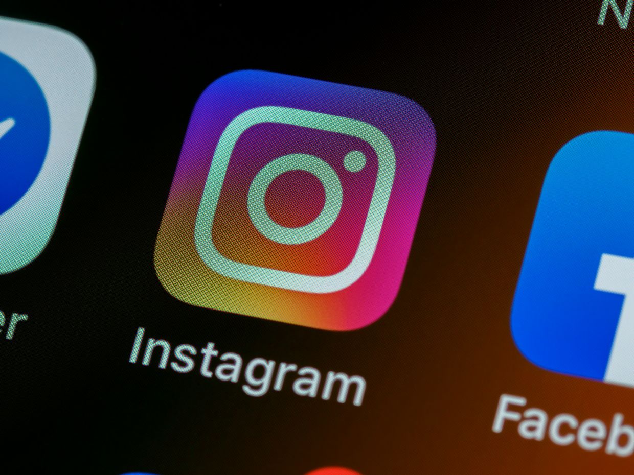 EU set to formally accuse Meta of exploiting child addiction through algorithmic design