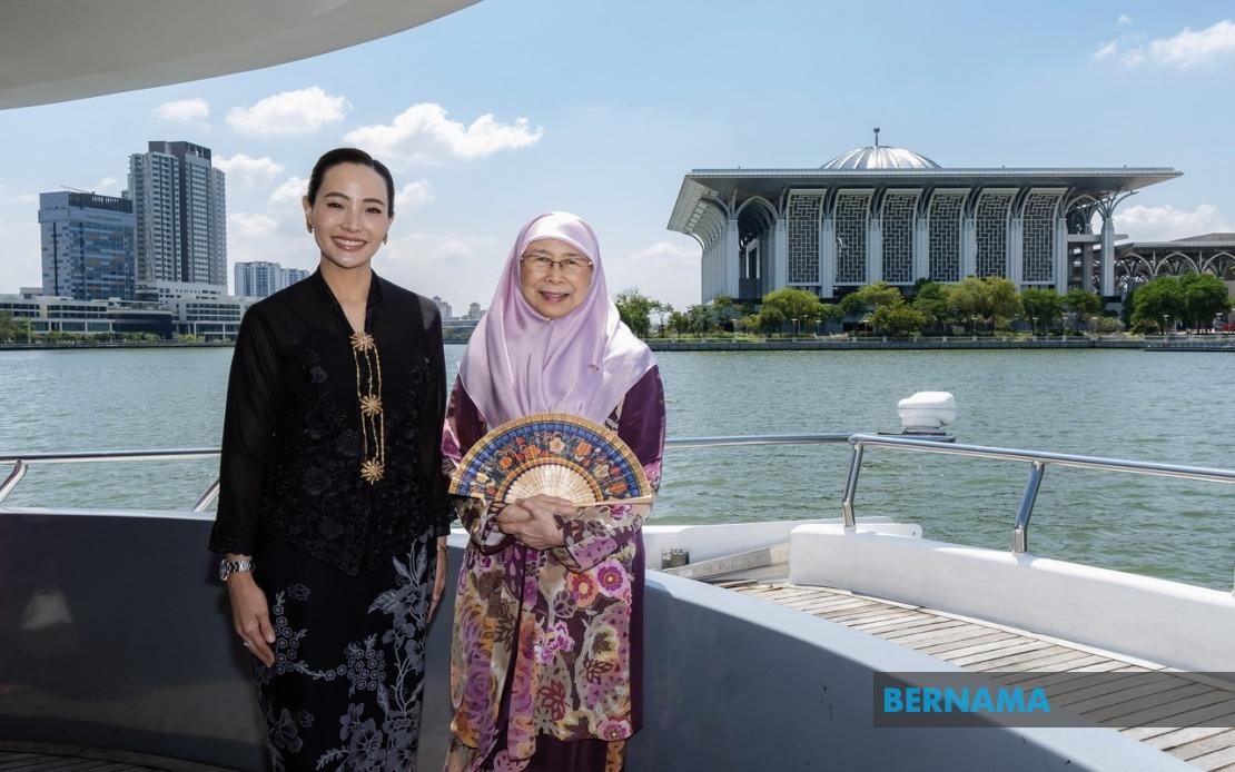 Thai PM's Wife Enjoys Putrajaya Lake Tour During First Official Visit Since March 2026
