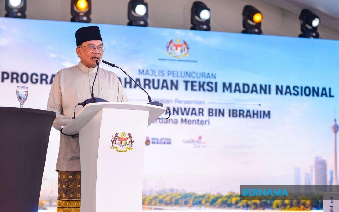 PM Anwar Doubles Down on Taxi Sector Support With Extra RM10 Million