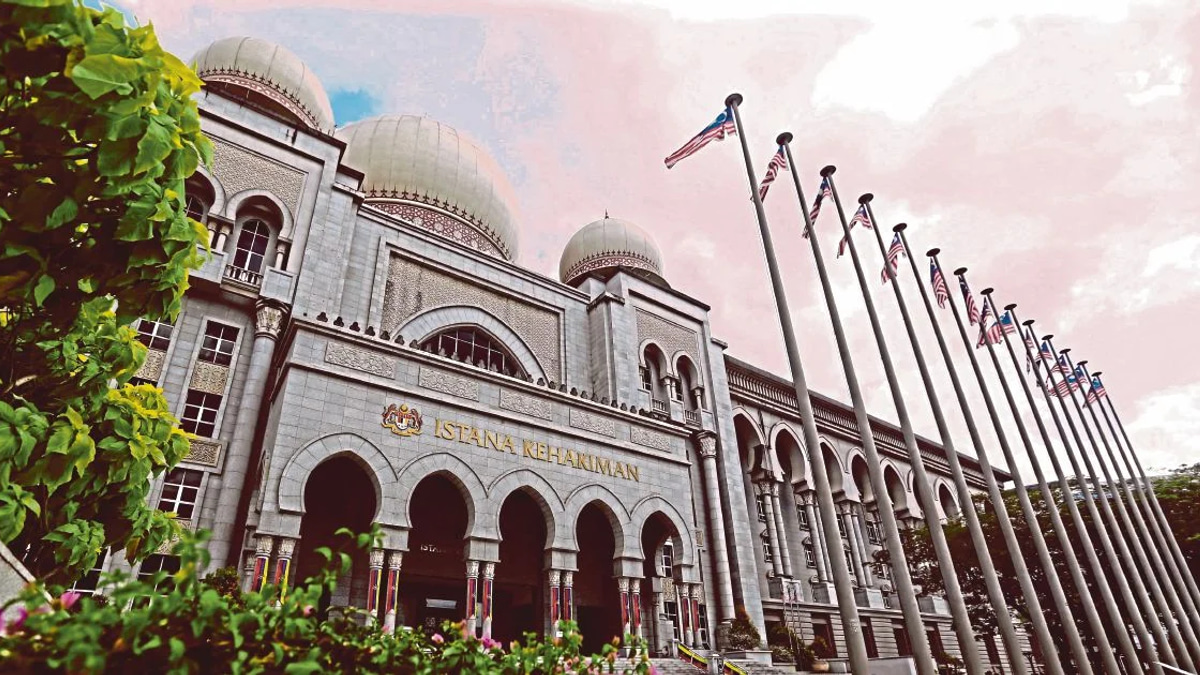 Isa Samad Conviction Review and Army Chief's Laundering Case to Resume in Courts
