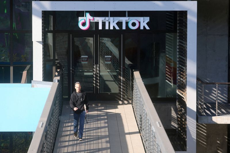 TikTok Settles Mental Health Lawsuit with Florida Teen as Social Media Addiction Cases Proliferate