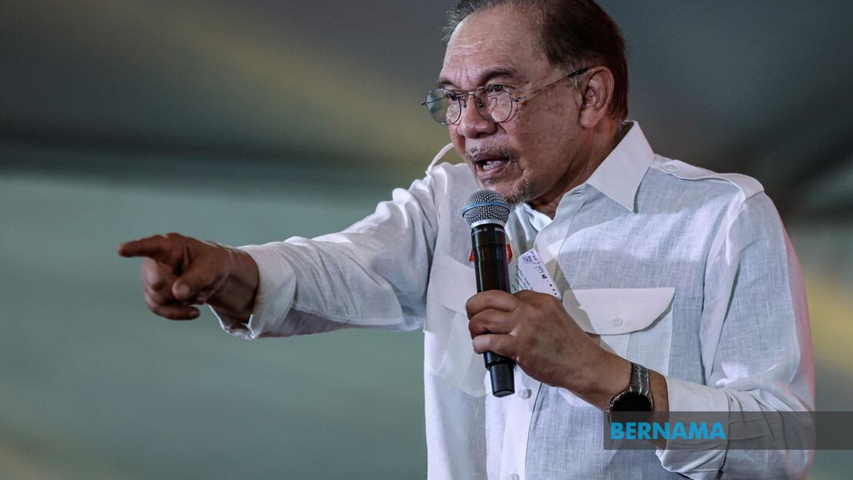 Anwar Dismisses Sanusi's Criticism, Reaffirms Kedah Development Commitment