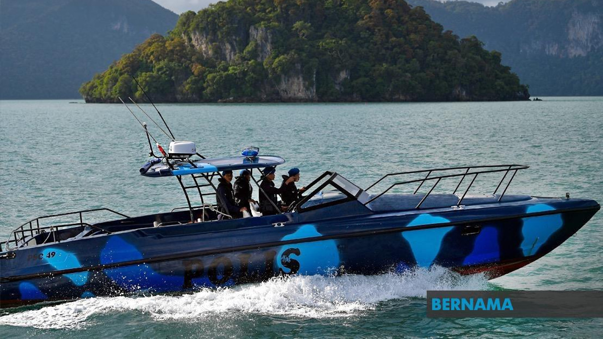 Terengganu Hosts Stakeholder Talks Over Pulau Redang Coral Damage Crisis