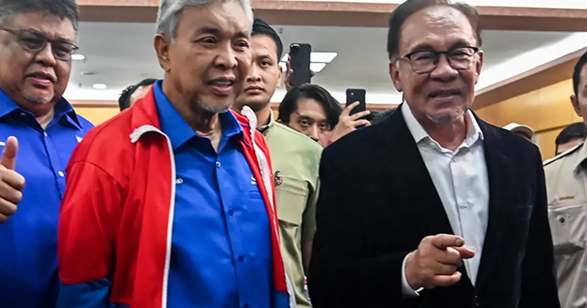 Coalition tensions rise as Negeri Sembilan alliance deepens rift between BN and PH, warns KJ