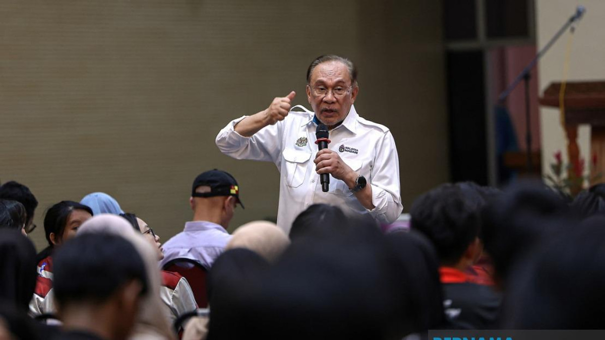 Merit and Equity Both Key to Matriculation Intake, Says PM Anwar