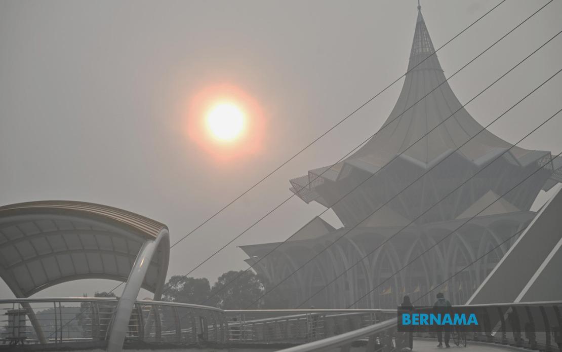 Sarawak Shuts 591 Schools as Heatwave and Dry Conditions Trigger Health Alert