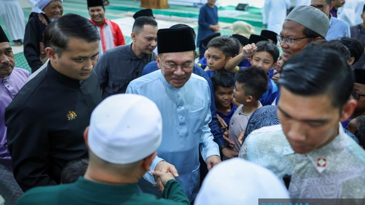 Parliamentary Funds Are For Constituents, Not MPs, Says Anwar