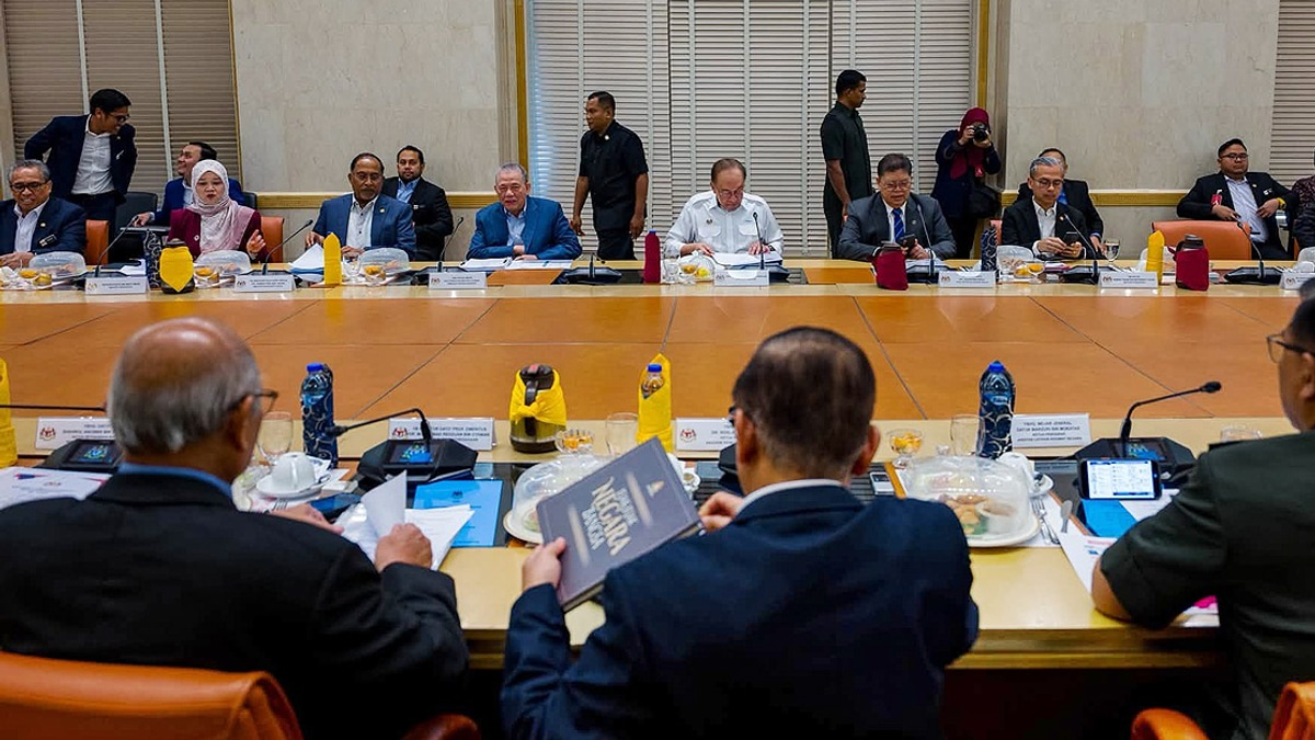 Strong Nationhood Values Essential for Malaysia's Progress, Says PM Anwar