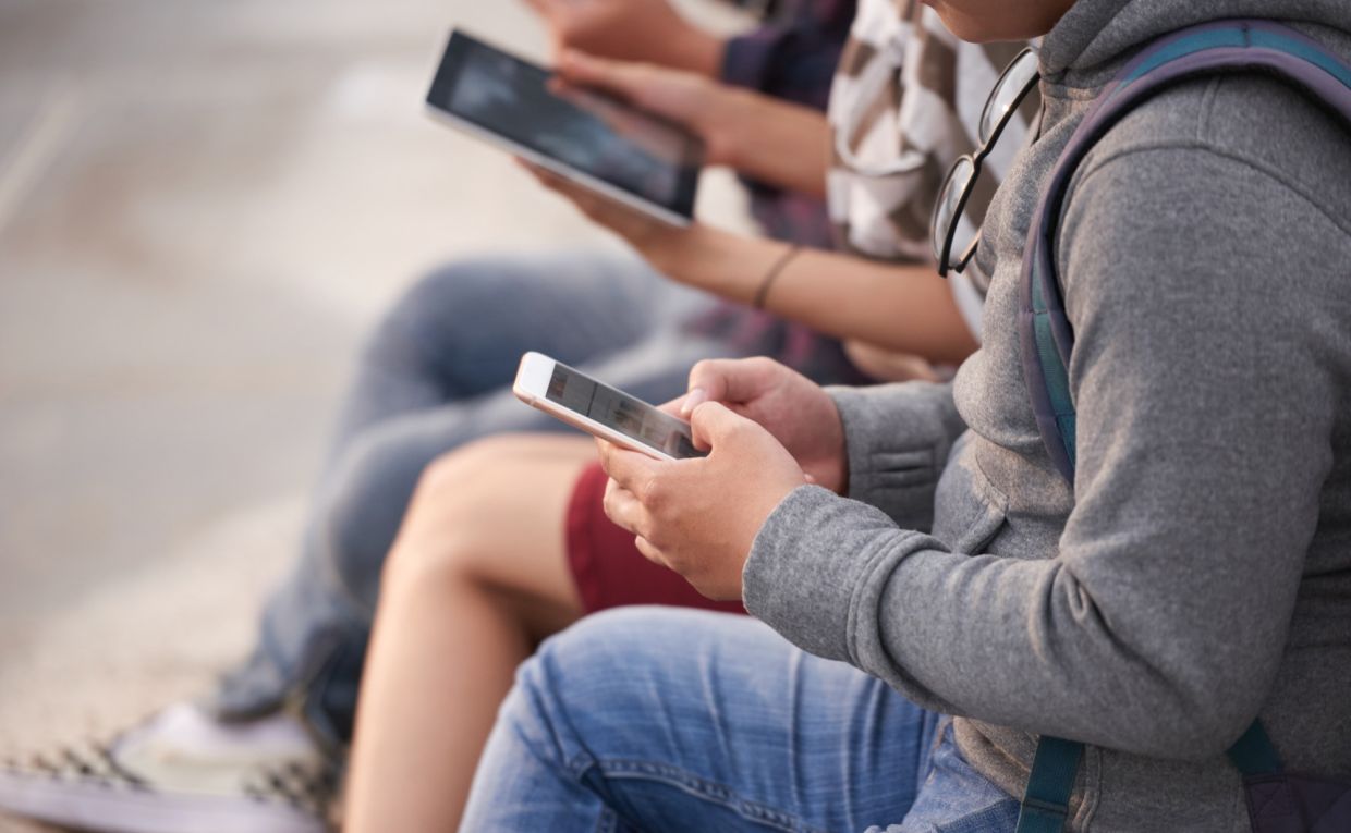 Global push to restrict social media for minors faces implementation challenges despite widening support