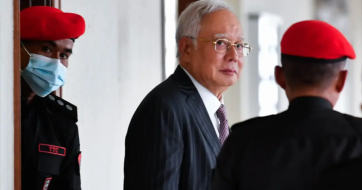 Najib's Legal Team Questions Timing and Impartiality of 1MDB Fraud Probe
