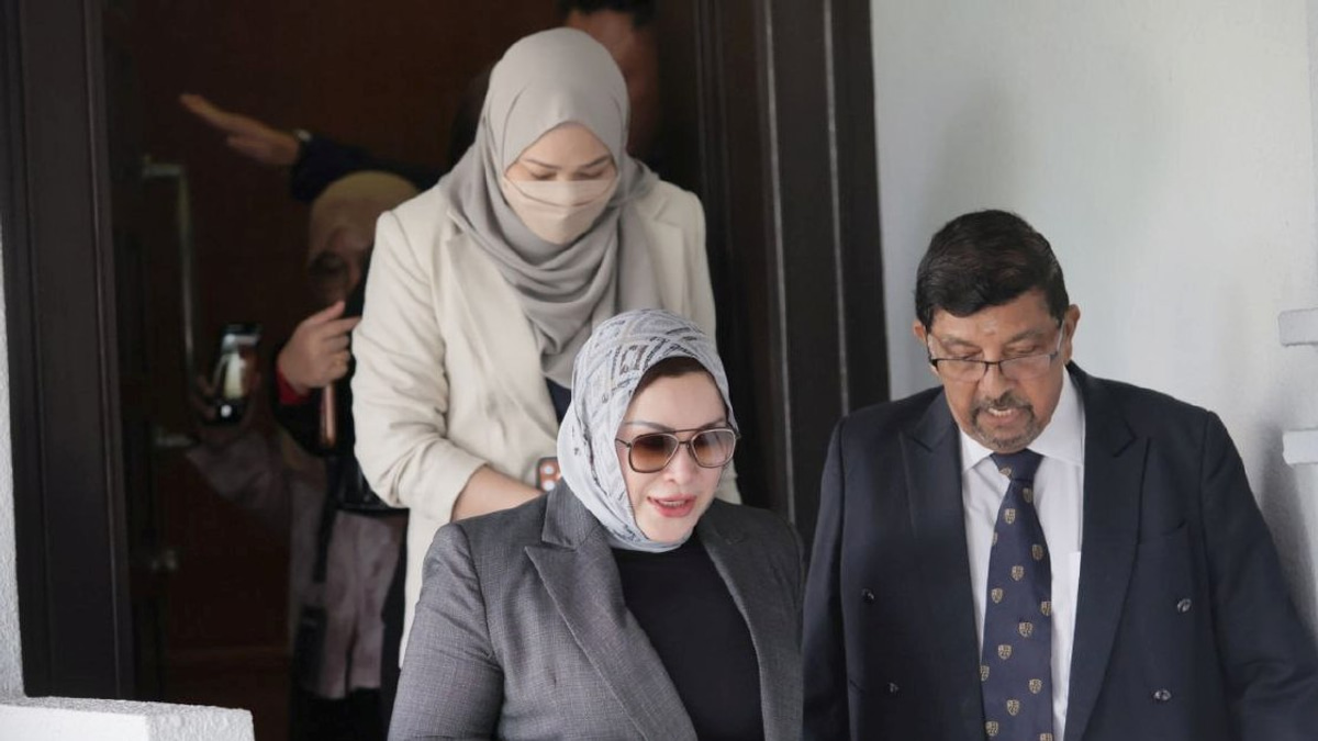 Zizie Izette acquitted in Bung Moktar corruption case