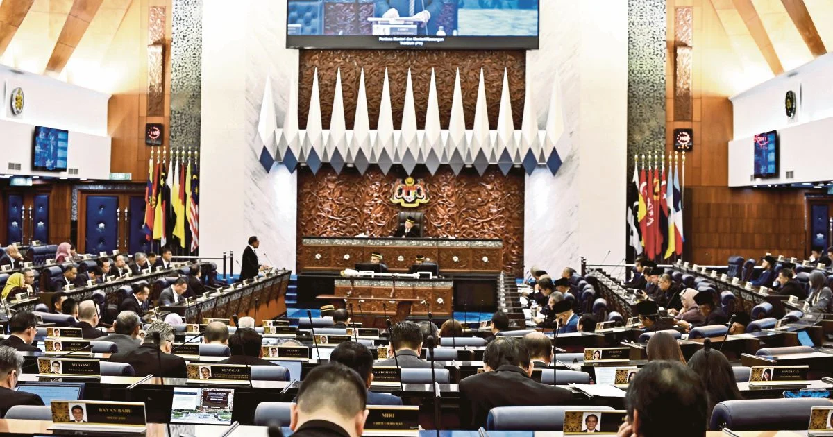 Parliament erupts over opposition leadership row as PAS and Bersatu tensions boil over
