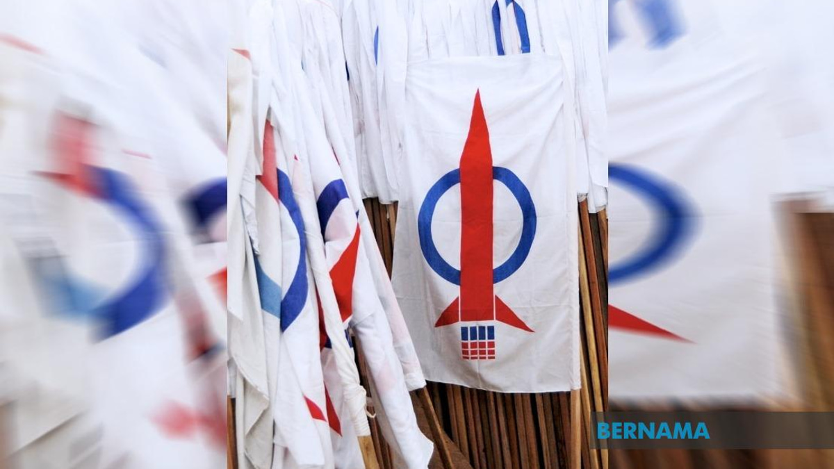 DAP's Unity Government Future Hangs on Historic Sunday Vote