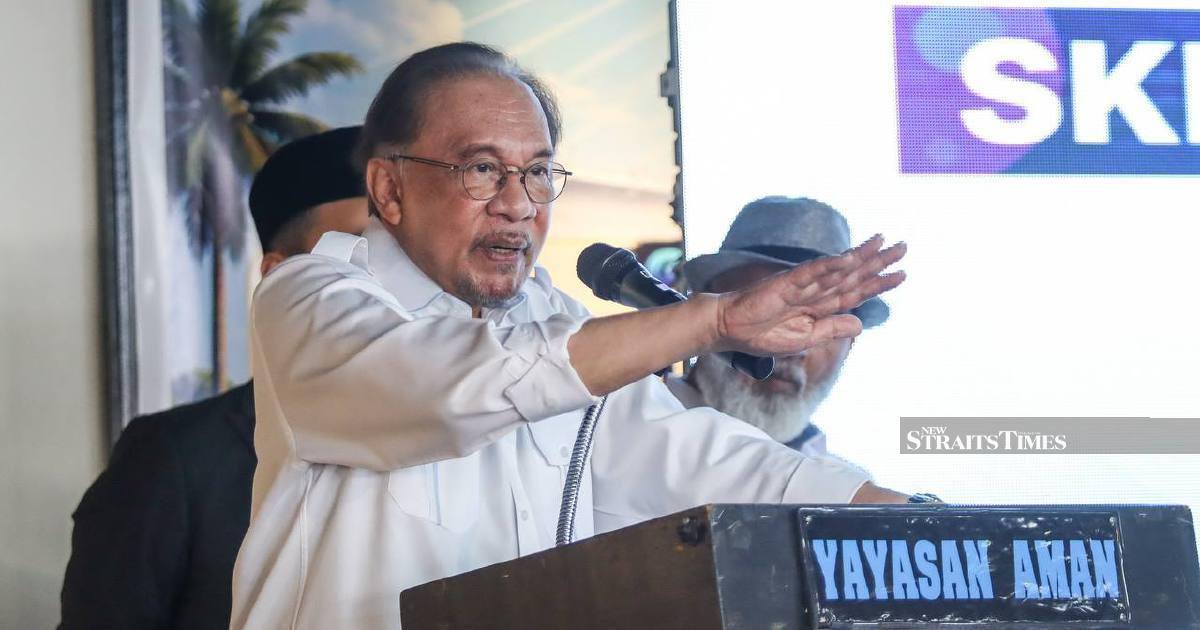 Anwar Defends Government Action on Mismanagement of Public Funds