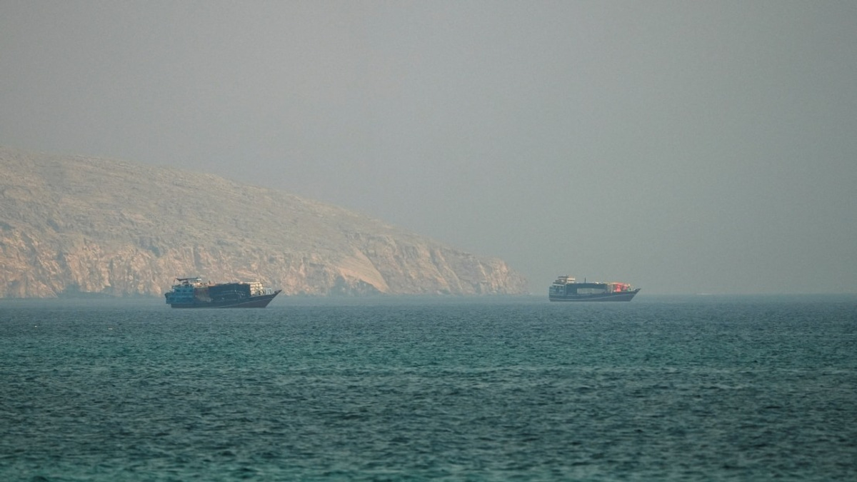 Iran Threatens to Close Strait of Hormuz as US Maritime Blockade Intensifies Tensions