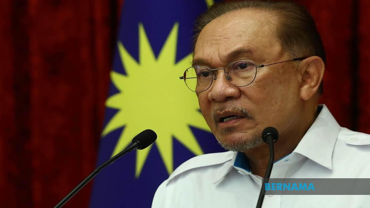 PM Anwar Apologises for Missing Tabung Haji RCI Debate, Recuperating from Surgery