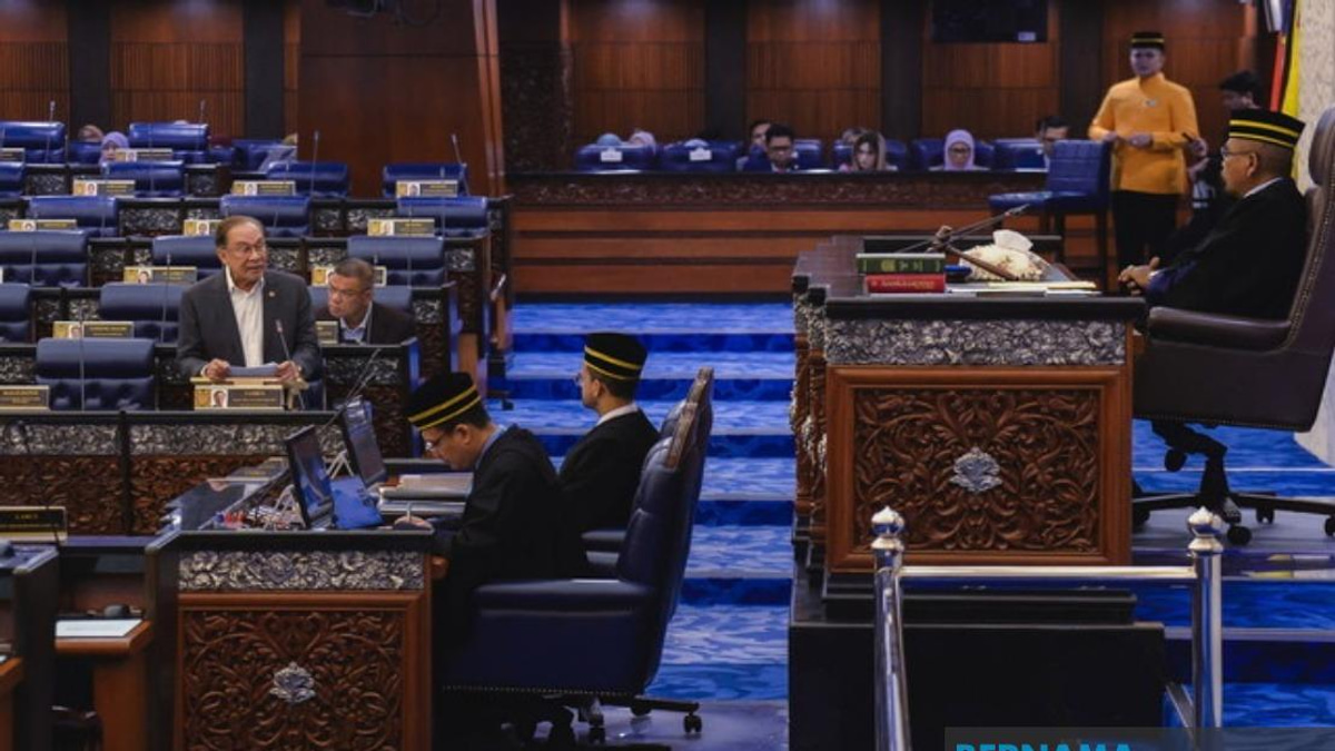Election Campaign Rules Prevent New Project Announcements, PM Anwar Clarifies