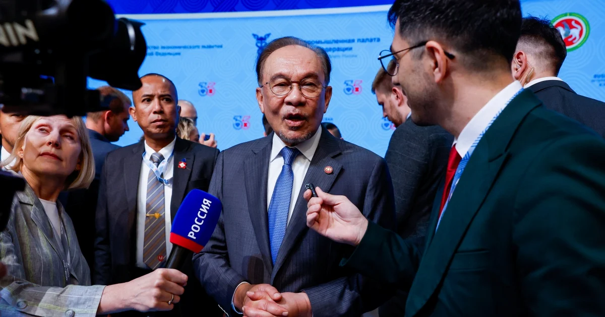 Anwar Ibrahim Champions Russian Culture, Emphasizing Its Place Alongside Economic Ties