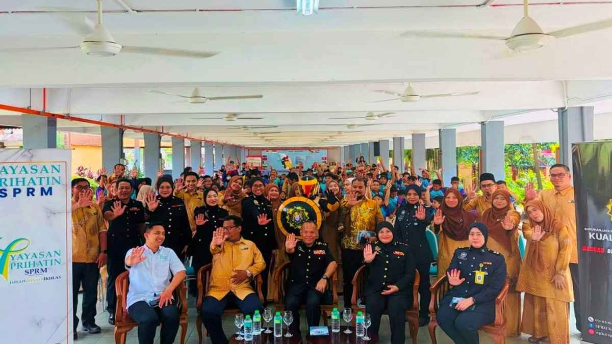 MACC Builds Anti-Corruption Culture in Schools Through WAR Programme