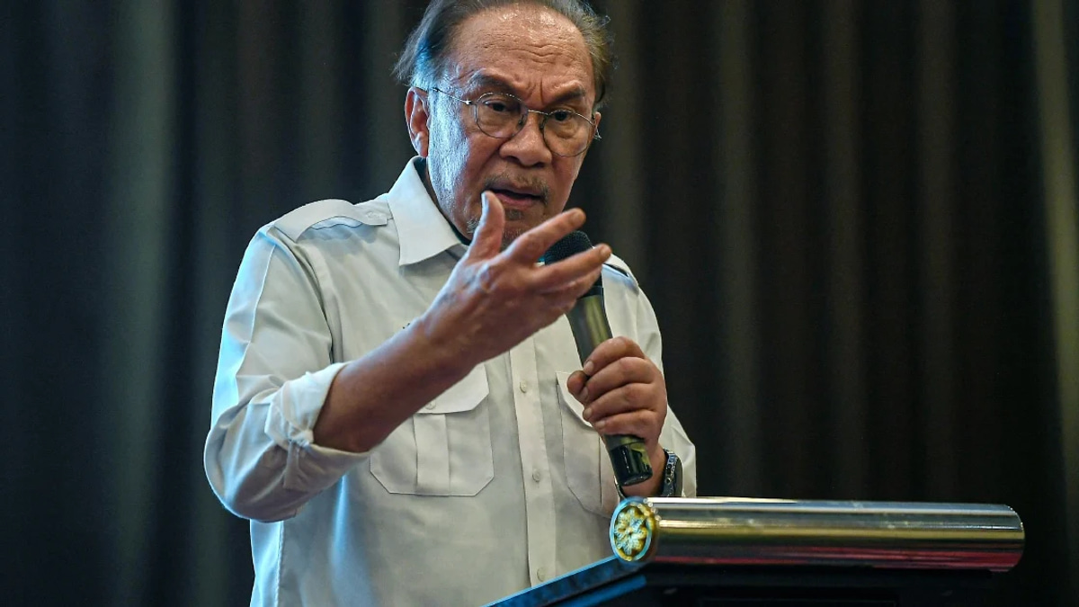 Federal Govt Bears Felda's Nearly RM1 Billion Annual Debt Burden Due to Past Mismanagement