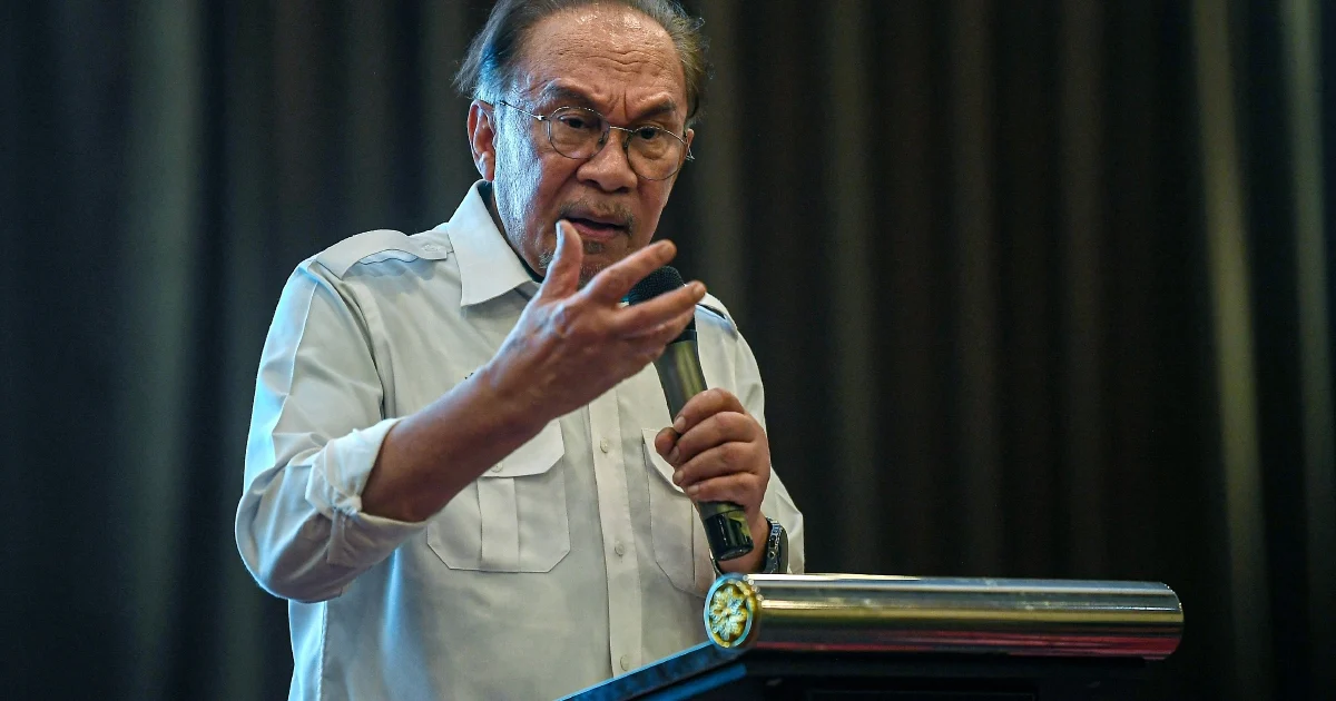 Federal Govt Bears Felda's Nearly RM1 Billion Annual Debt Burden Due to Past Mismanagement