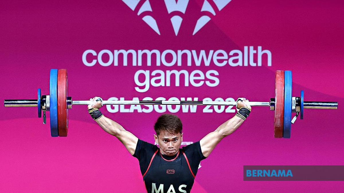 Malaysia Celebrates Mohamad Aniq's Historic Commonwealth Games Gold in Weightlifting