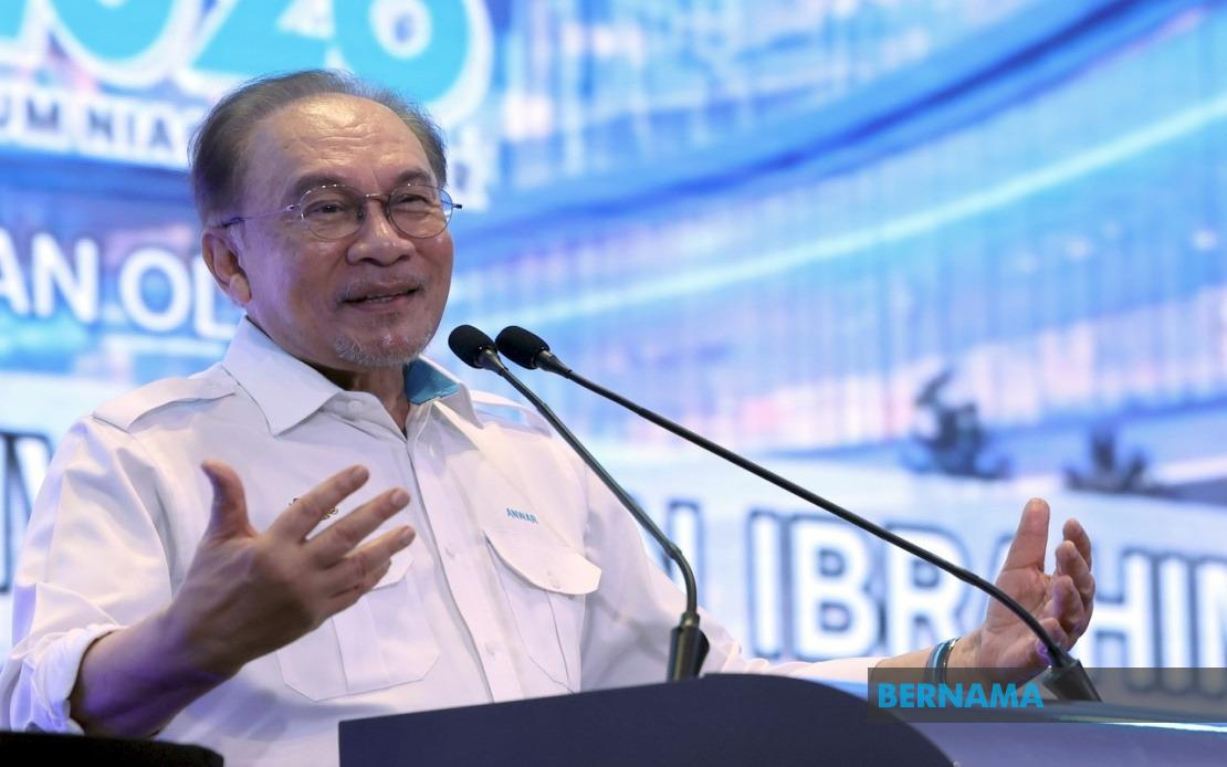 Anwar Urges Mentorship Model Over Top-Down Approach for Bumiputera Enterprise Development