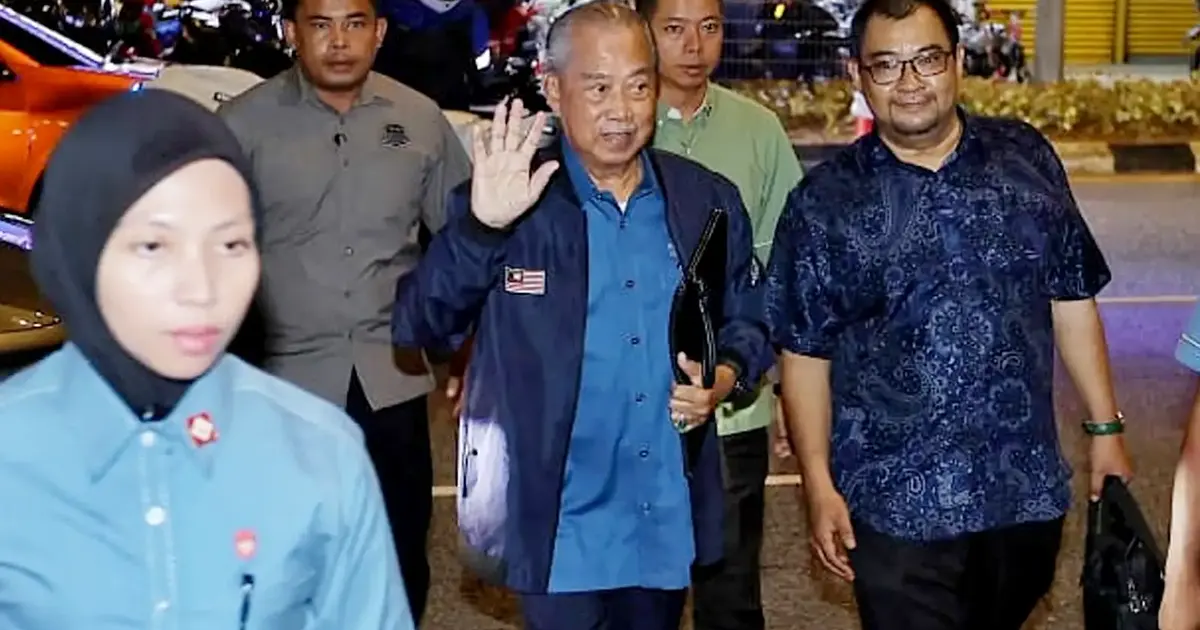 Muhyiddin and Bersatu Leadership Convene Emergency Perikatan Nasional Session Amid Coalition Upheaval