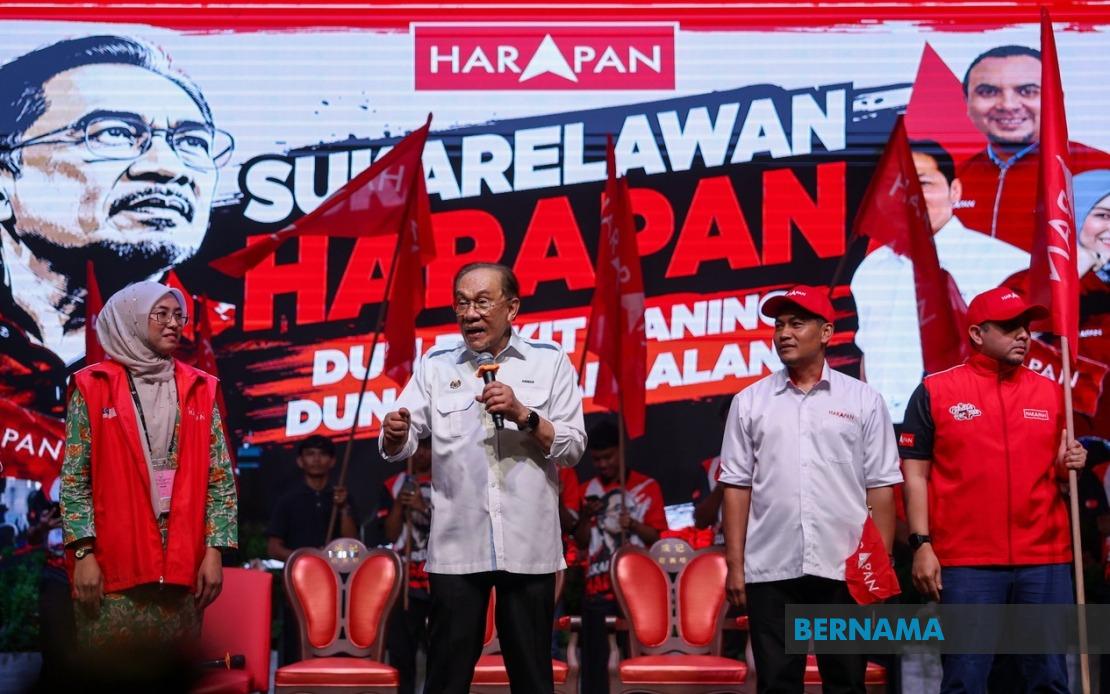 Johor Election A Test For Youth To Pick Leaders With Vision, Says Anwar