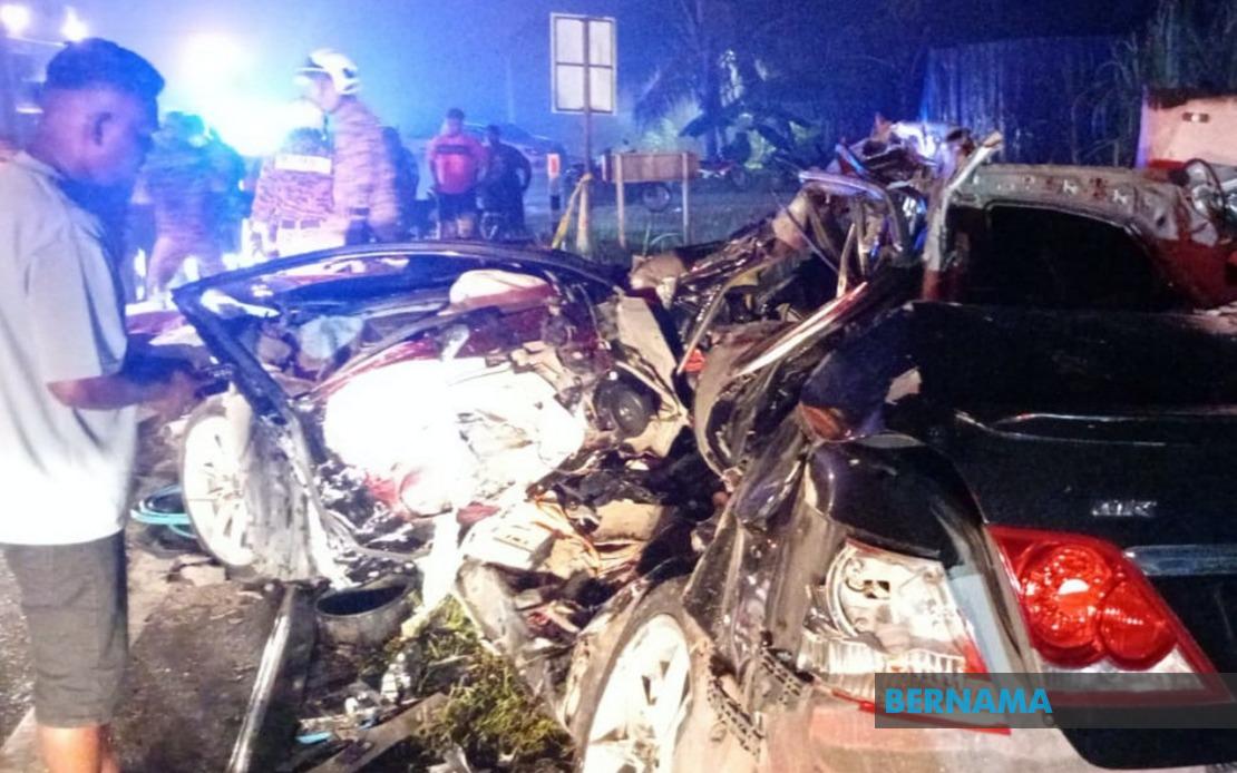 PM Anwar Extends Condolences Over Bentong Road Tragedy That Claimed Six Lives