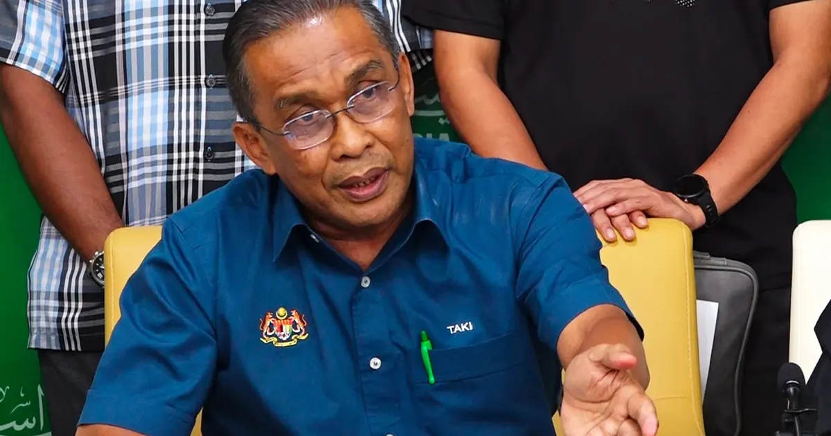 Perikatan Nasional Notifies Parliament of Hamzah's Return as Opposition Leader