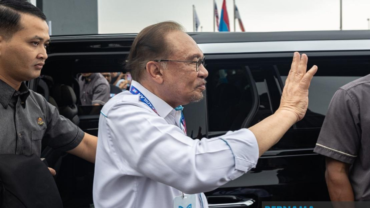 AUKU To Be Fully Repealed, No New Restrictive Law To Follow, Pledges Anwar