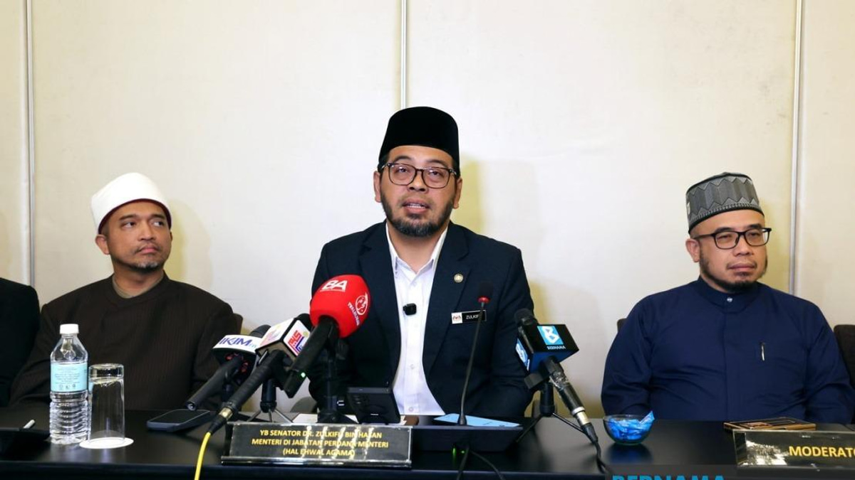 Religious Affairs Minister Says 'Kafir Harbi' Label Has No Place in Malaysia