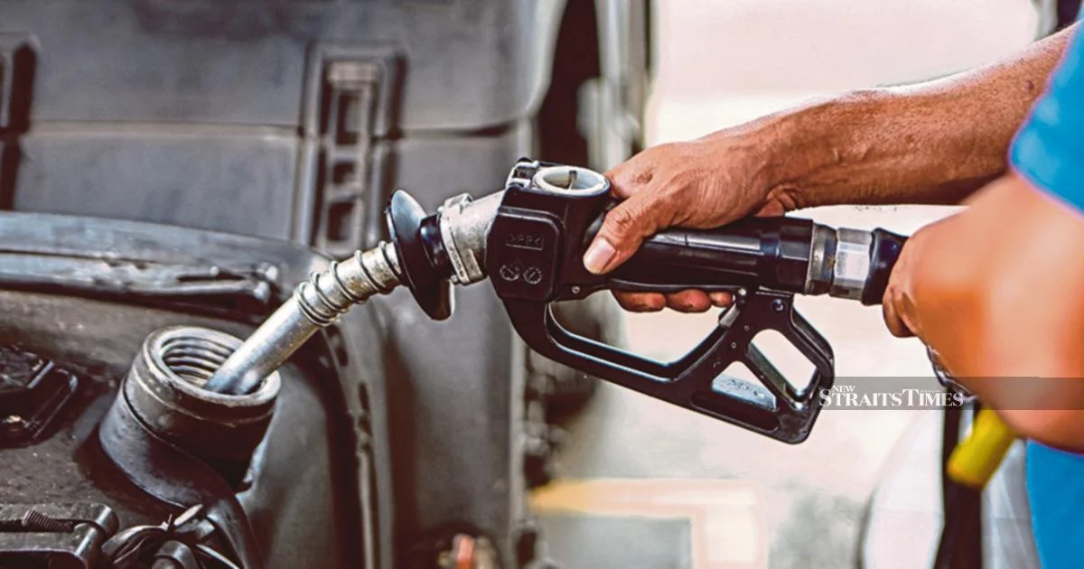 Malaysia to Cut Subsidised Diesel Price to RM2.10 Starting July