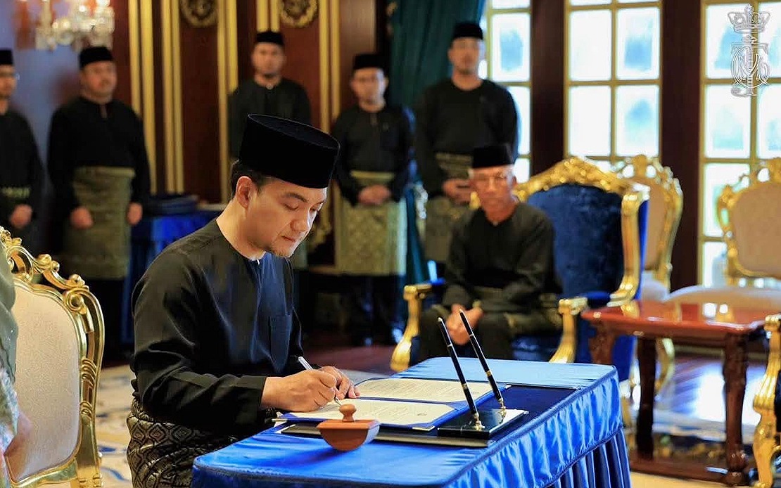 Onn Hafiz Begins Second Term as Johor Menteri Besar, Strengthening Political Dynasty