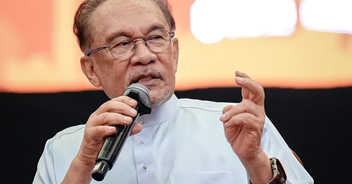 Anwar Cautions Against Politicising TH Investigation, Urges Focus on Accountability