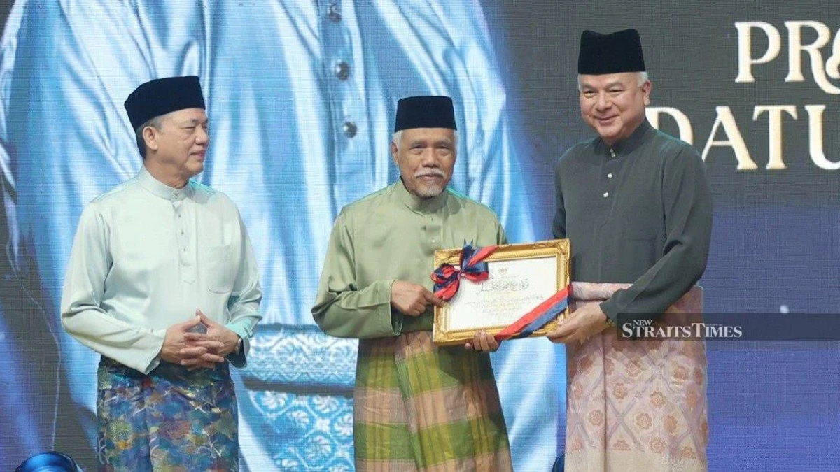 Sultan Nazrin Cautions Against Rash Decision-Making in Governance, Calls for Measured Leadership