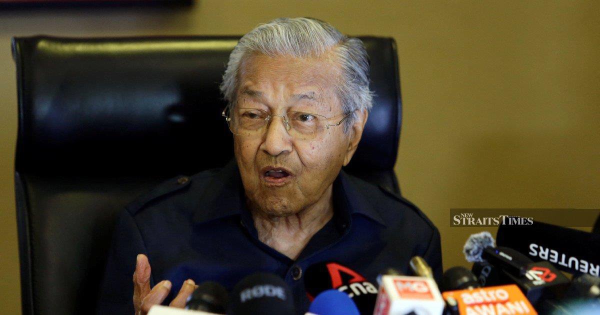 Court to receive health update on Dr Mahathir's RM150 million defamation case against PM Anwar